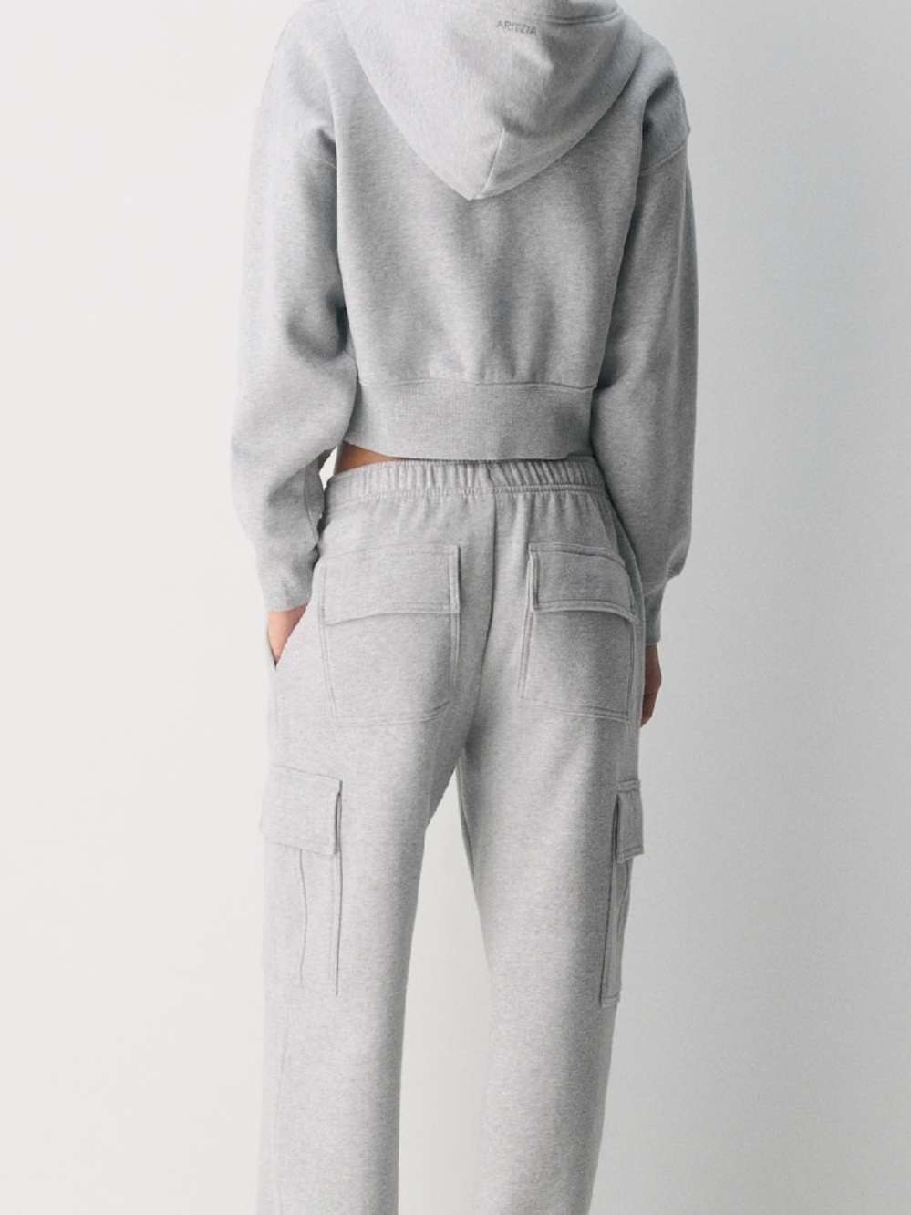Aritzia TNA Cozy Sweatfleece Mega Cargo™ Sweatpant — Light Gray